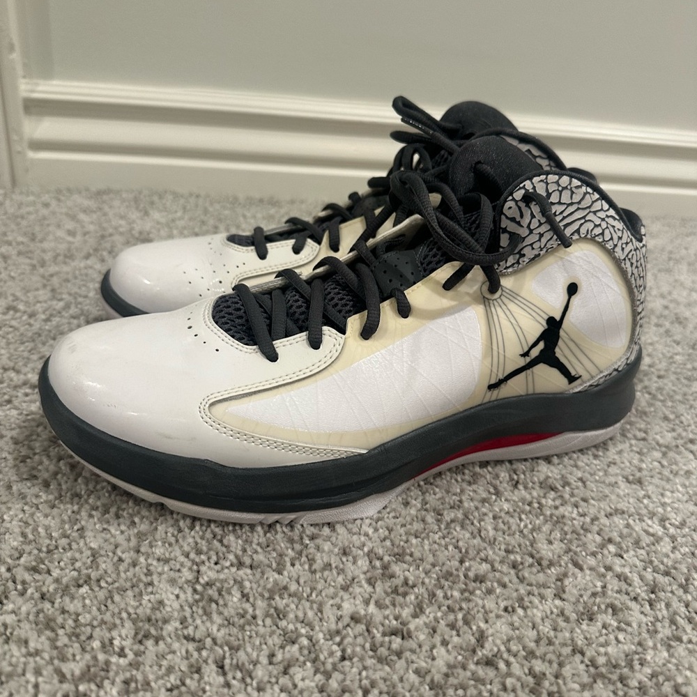 Jordan Flywire - Picture 2 of 4